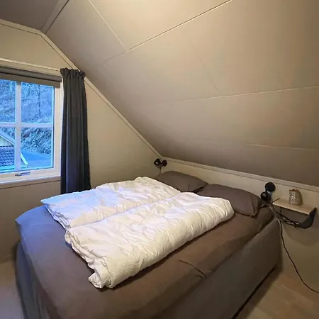Holiday home Stunning In With Indoor Swimming Pool